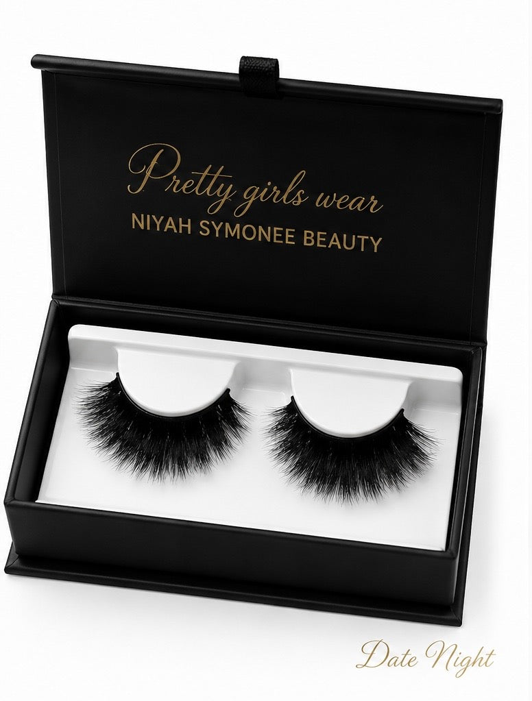 LUXURY LASHES