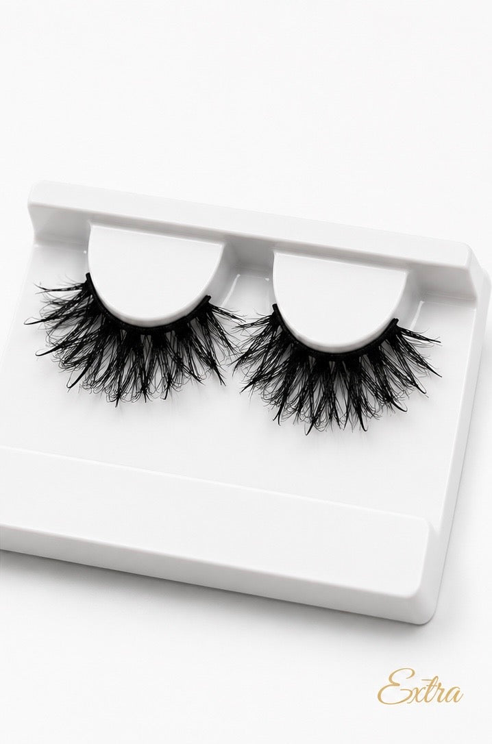 LUXURY LASHES